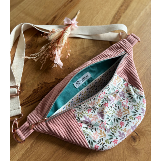 Sac banane en velours artisanal rose jardin secret